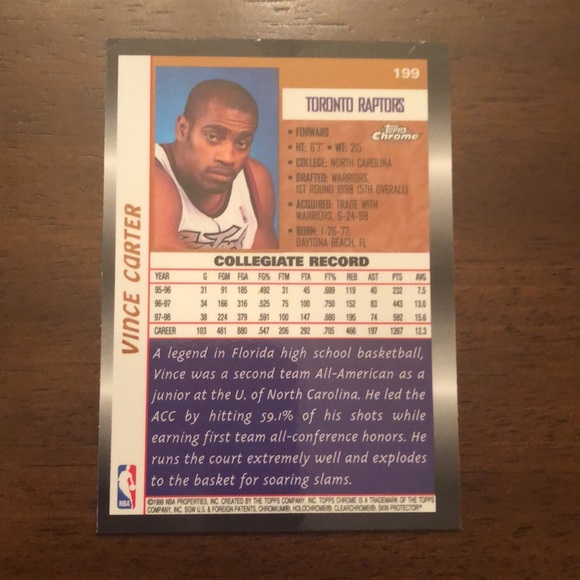 Vince Carter Topps Crome Rookie Card - Picture 2 of 2